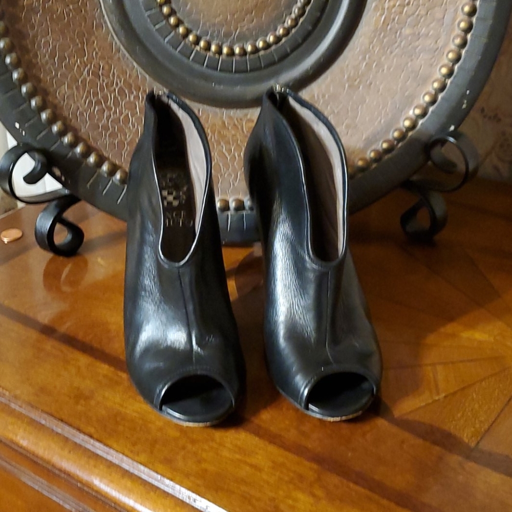 Vince Camuto Bootie